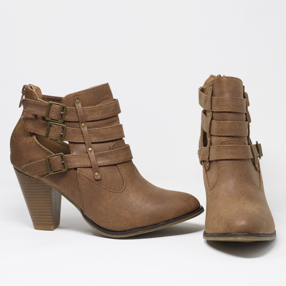 NEW! Forever | Women's Buckle Strap Ankle Bootie
